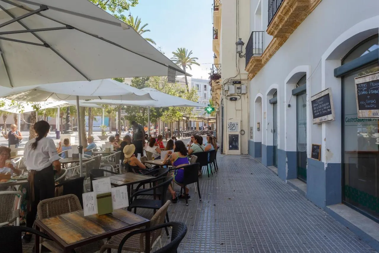 Apartamentos El Capitan Veneno By Cadiz4Rentals