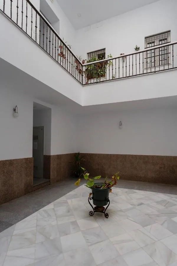 Apartamentos El Capitan Veneno By Cadiz4Rentals